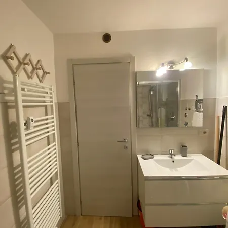 Casa Del Bosco Apartment *